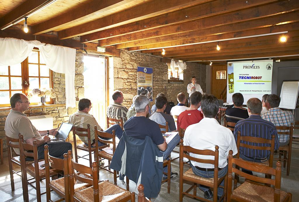 Le Puits De Jeanne Hotel Plouégat-Moysan Buitenkant foto
