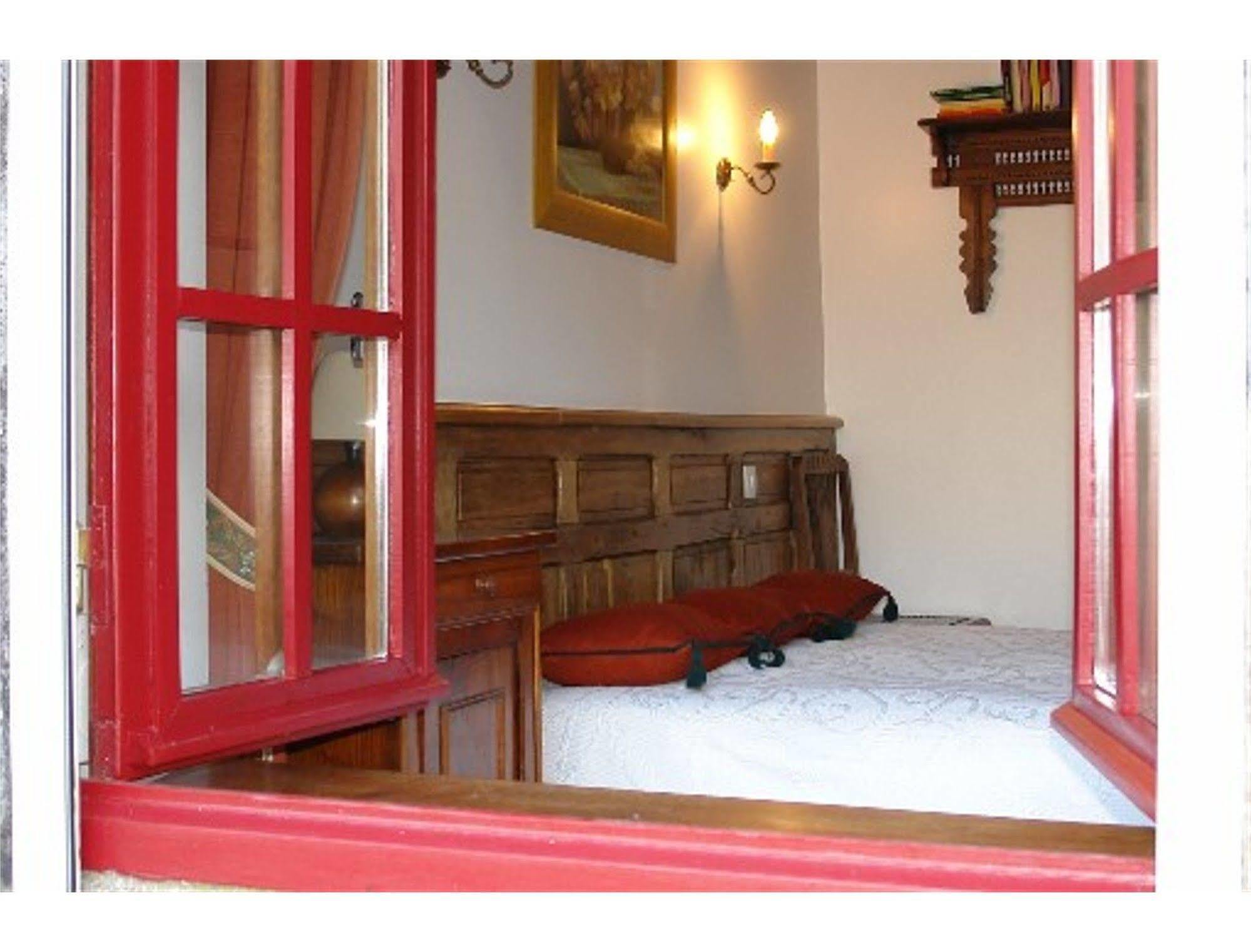 Le Puits De Jeanne Hotel Plouégat-Moysan Buitenkant foto
